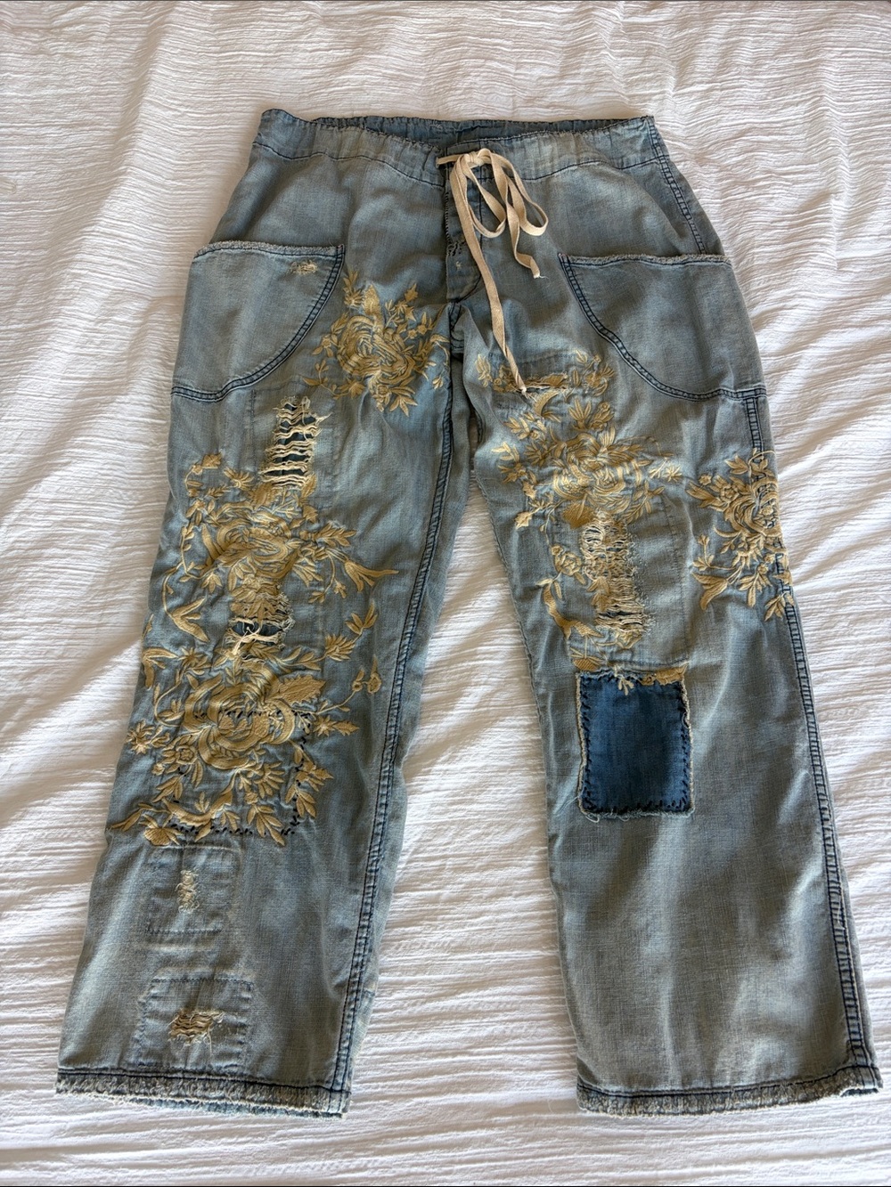 Magnolia Pearl Okeefe Embroidered Jeans